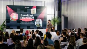 Read more about the article BandLink запускает СпотЛайт — сборник лучших креативных кампаний по продвижению релизов, который поможет придумать собственное промо — SAMESOUND